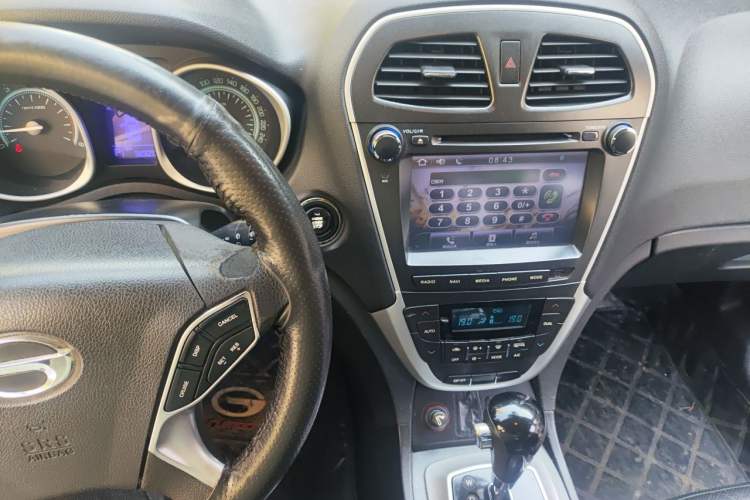 Used GAC Trumpchi GS5 2012 2.0L Automatic Two-Wheel Drive Anniversary Edition Audio And AC Panel