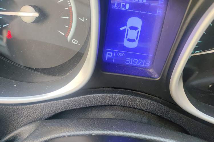 Used GAC Trumpchi GS5 2012 2.0L Automatic Two-Wheel Drive Anniversary Edition Odometer Close Up
