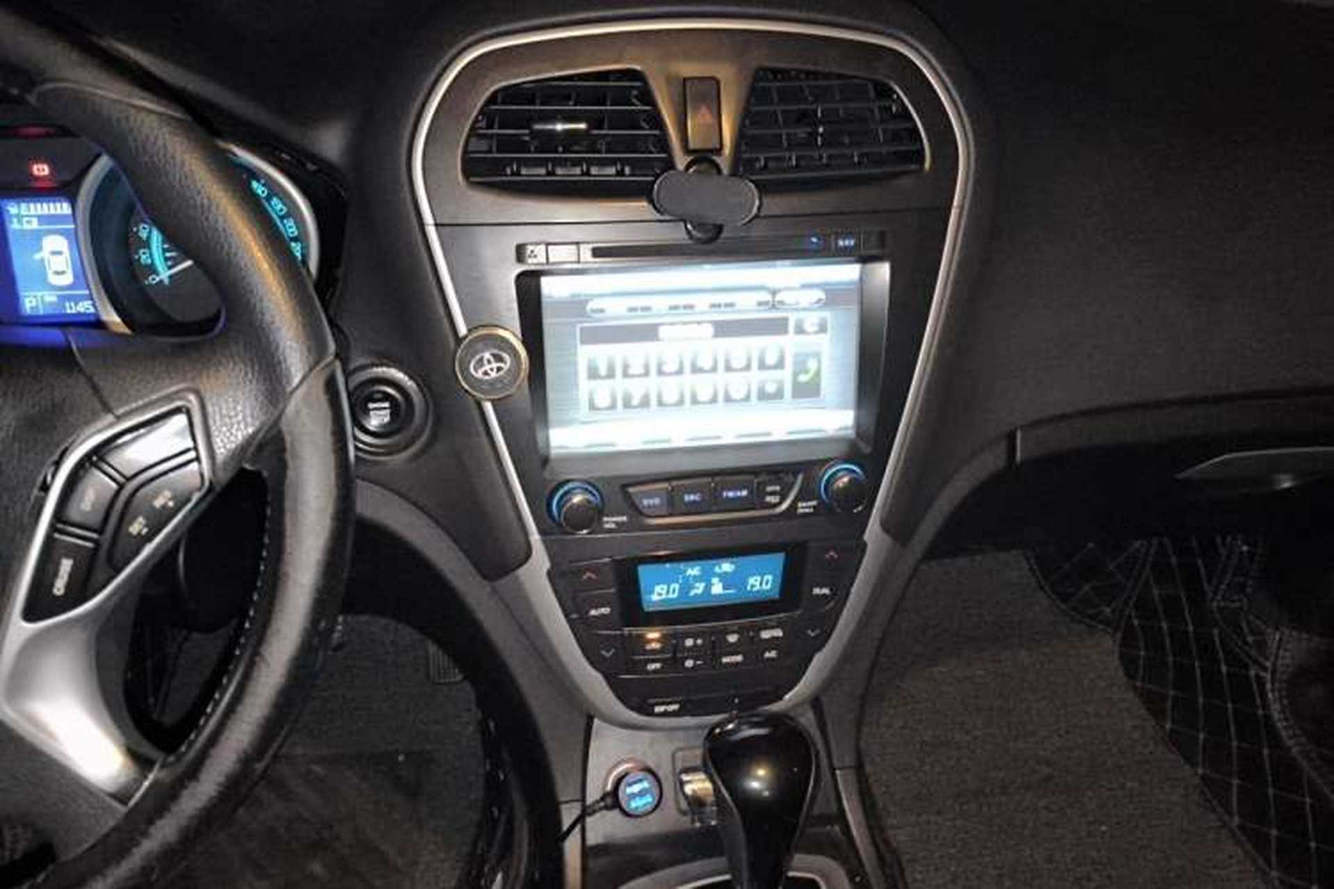 Used GAC Trumpchi GS5 2012 2.0L Automatic Two-Wheel Drive Anniversary Edition Audio And AC Panel