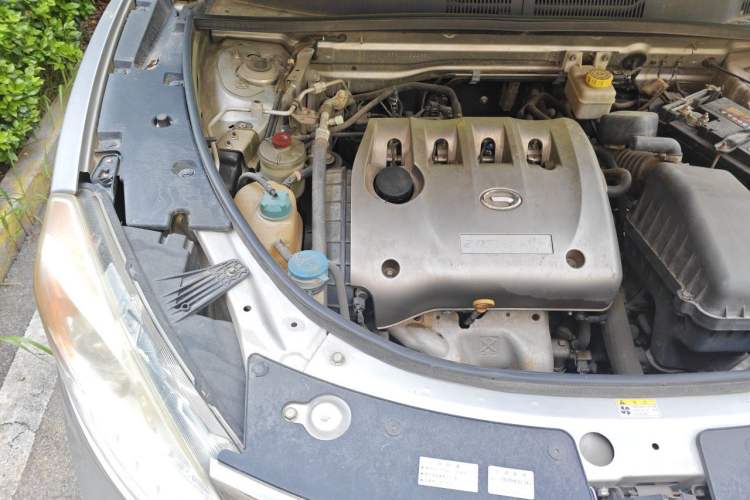 Used GAC Trumpchi GS5 2012 2.0L Manual Two-Wheel-Drive Anniversary Limited Edition Engine Bay Right