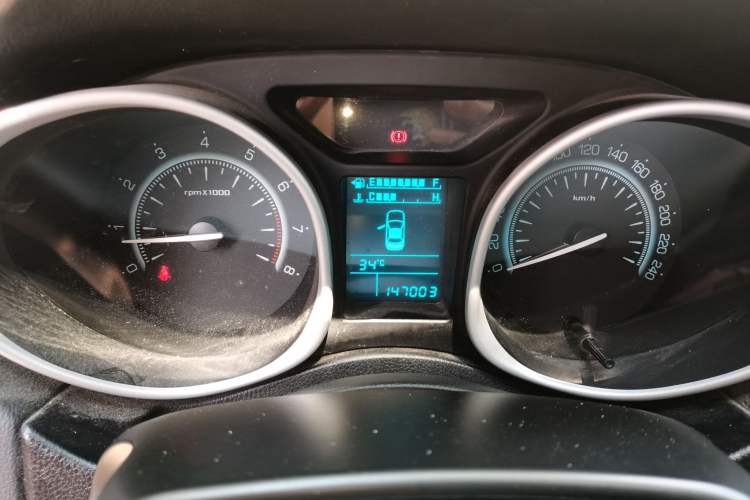 Used GAC Trumpchi GS5 2012 2.0L Manual Two-Wheel Drive Comfort Edition Instrument Cluster