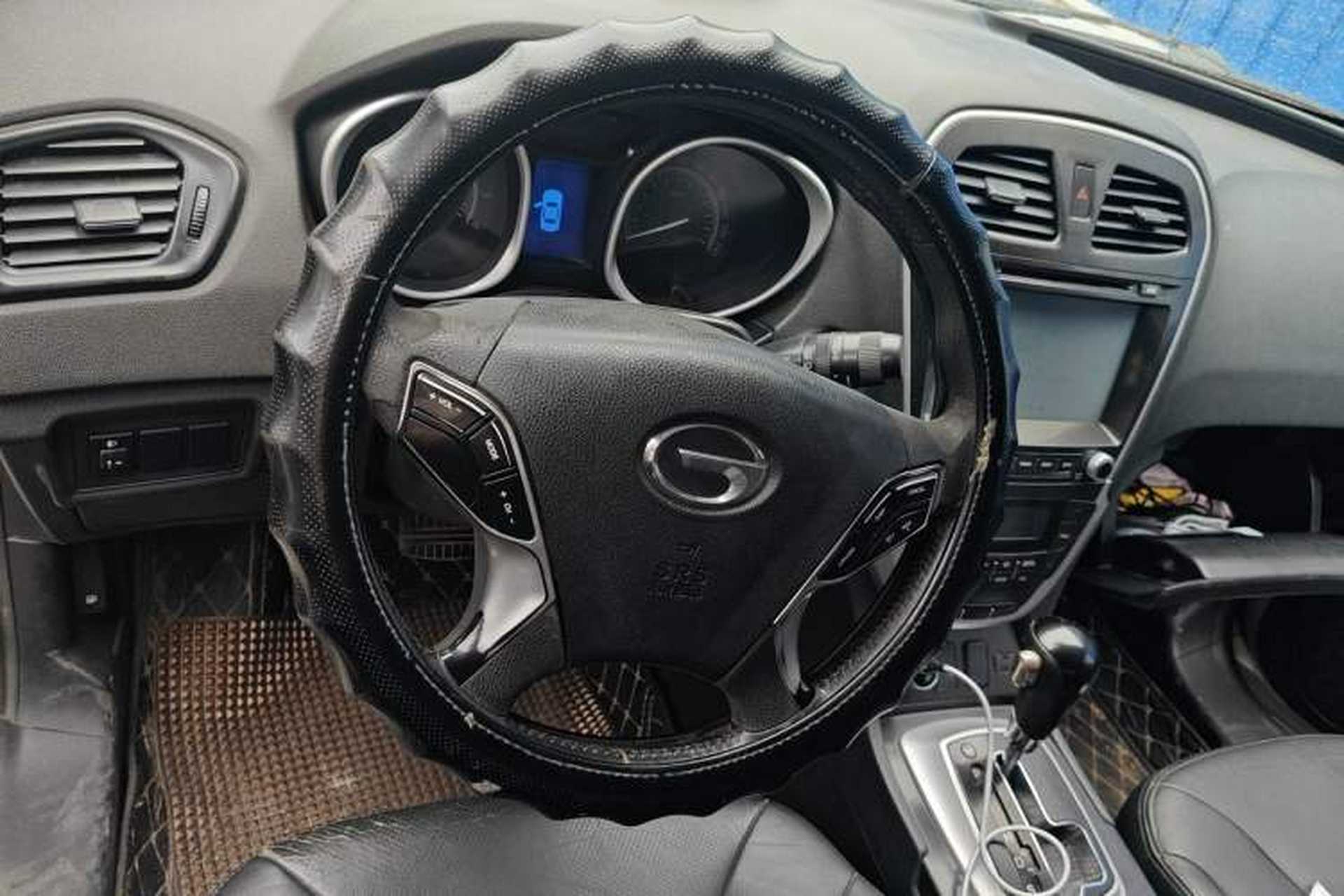 Used GAC Trumpchi GS5 2012 2.0L Automatic Two-Wheel Drive Anniversary Edition Steering Wheel