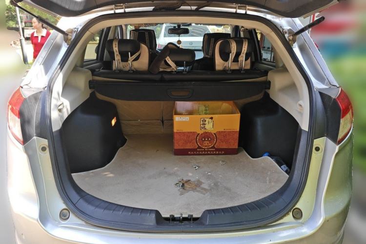 Used GAC Trumpchi GS5 2012 2.0L Manual Two-Wheel-Drive Anniversary Limited Edition Trunk