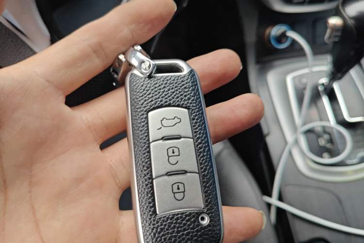 Used GAC Trumpchi GS5 2012 2.0L Automatic Two-Wheel Drive Anniversary Edition Vehicle Key