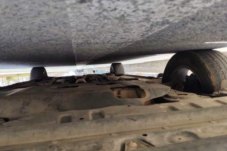 Used GAC Trumpchi GS5 2012 2.0L Manual Two-Wheel Drive Comfort Edition Chassis Front