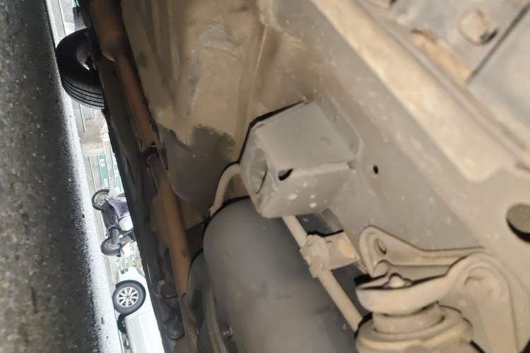 Used GAC Trumpchi GS5 2012 2.0L Automatic Two-Wheel Drive Anniversary Edition Chassis Rear Left