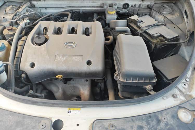 Used GAC Trumpchi GS5 2012 2.0L Manual Two-Wheel-Drive Anniversary Limited Edition Engine Bay