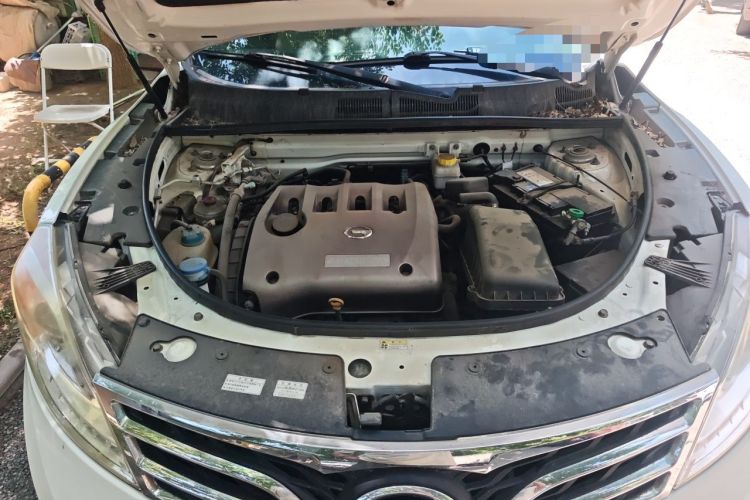 Used GAC Trumpchi GS5 2012 2.0L Manual Two-Wheel-Drive Anniversary Limited Edition Engine Bay