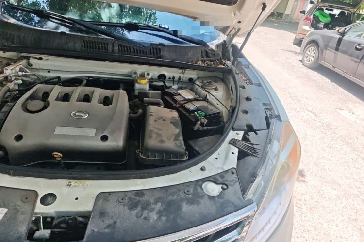 Used GAC Trumpchi GS5 2012 2.0L Manual Two-Wheel-Drive Anniversary Limited Edition Engine Bay Left