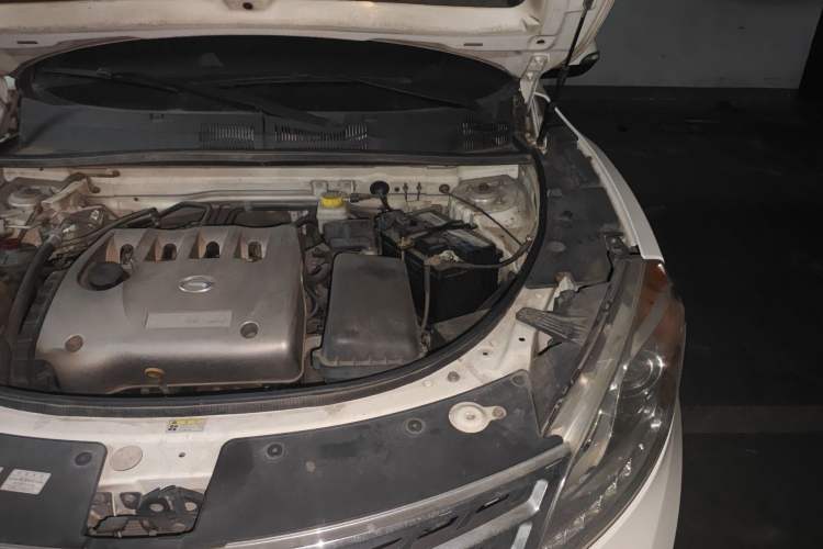 Used GAC Trumpchi GS5 2012 2.0L Automatic Two-Wheel Drive Anniversary Edition Engine Bay Left
