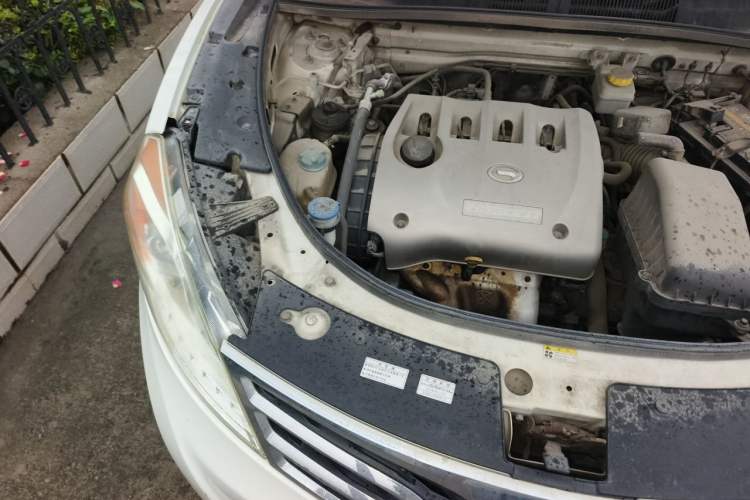 Used GAC Trumpchi GS5 2012 2.0L Manual Two-Wheel Drive Comfort Edition Engine Bay Right