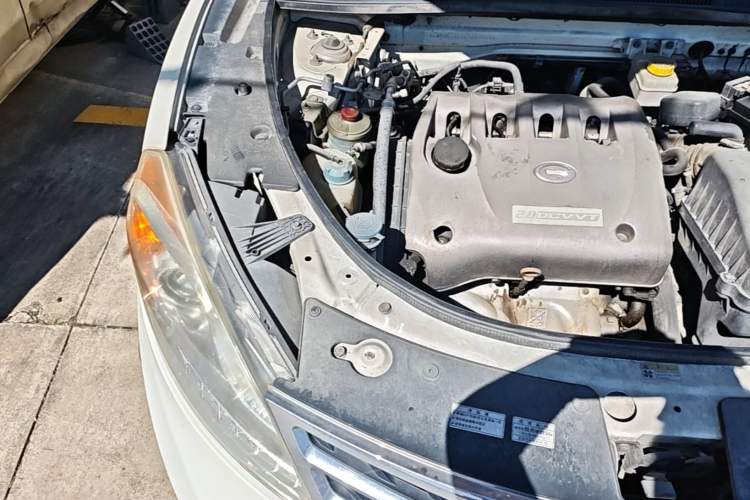 Used GAC Trumpchi GS5 2012 2.0L Automatic Two-Wheel Drive Anniversary Edition Engine Bay Right