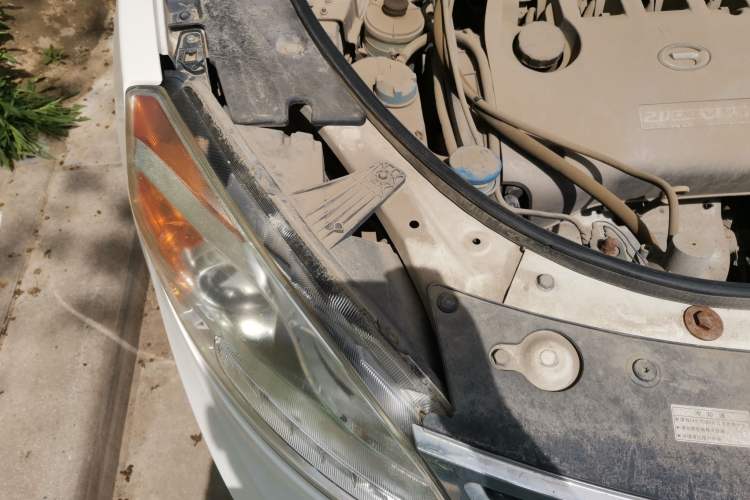 Used GAC Trumpchi GS5 2012 2.0L Manual Two-Wheel Drive Comfort Edition Engine Bay Right