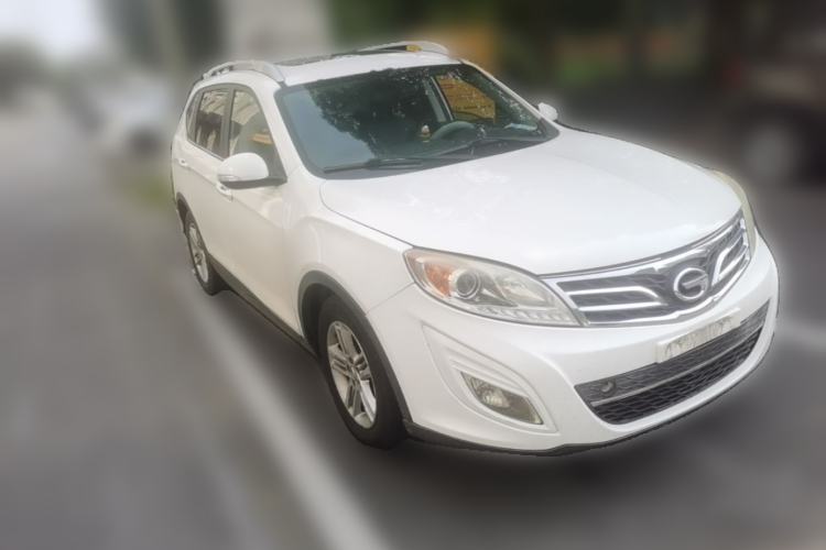 Used GAC Trumpchi GS5 2012 2.0L Automatic Two-Wheel Drive Anniversary Edition Front Right 45 Deg