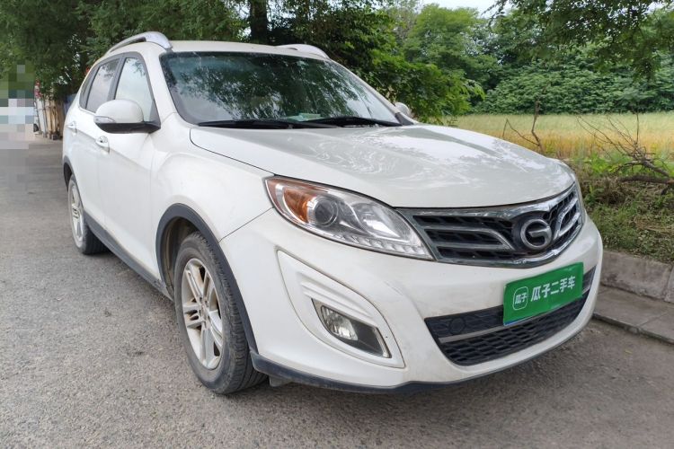 Used GAC Trumpchi GS5 2012 2.0L Automatic Two-Wheel Drive Luxury Edition Front Right 45 Deg