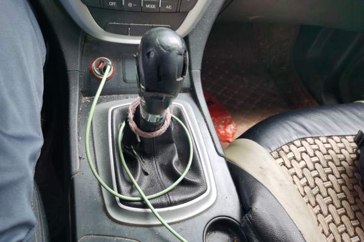 Used GAC Trumpchi GS5 2012 2.0L Manual Two-Wheel Drive Comfort Edition Gear Lever