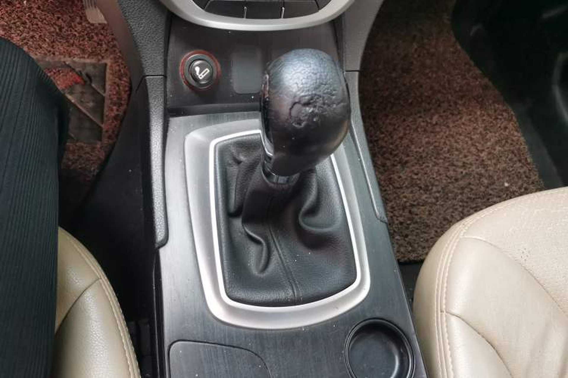 Used GAC Trumpchi GS5 2012 2.0L Manual Two-Wheel Drive Comfort Edition Gear Lever