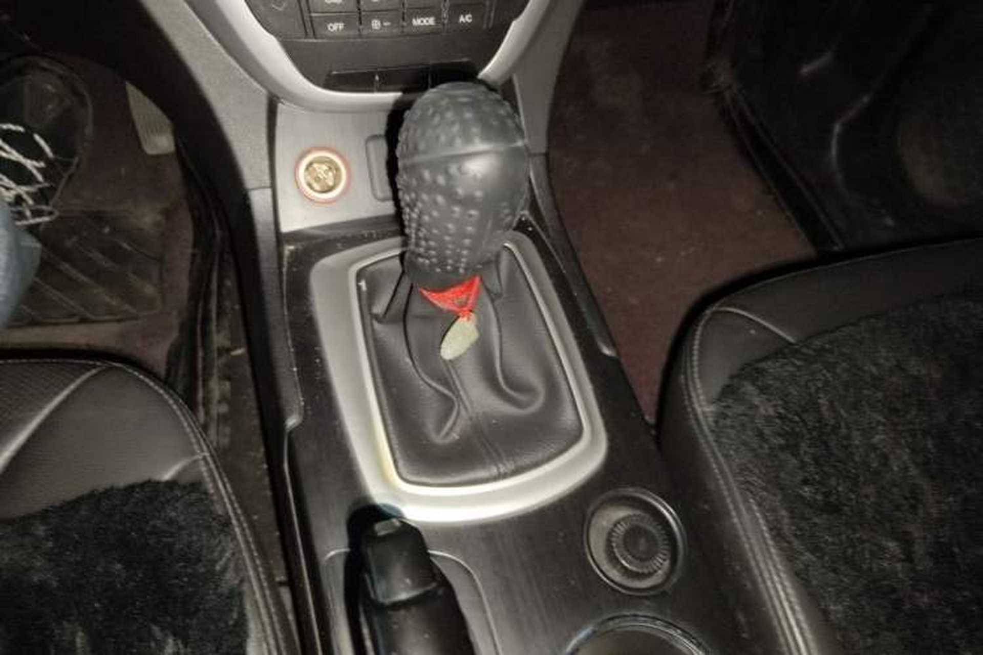 Used GAC Trumpchi GS5 2012 2.0L Manual Two-Wheel Drive Elite Edition Gear Lever