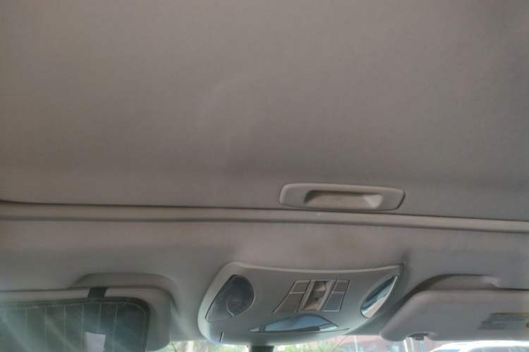 Used GAC Trumpchi GS5 2012 2.0L Automatic Two-Wheel Drive Anniversary Edition Headliner