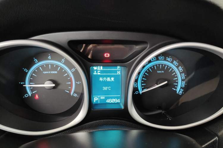 Used GAC Trumpchi GS5 2012 2.0L Automatic Two-Wheel Drive Anniversary Edition Instrument Cluster