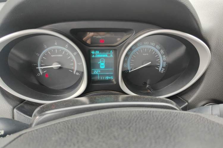 Used GAC Trumpchi GS5 2012 2.0L Manual Two-Wheel Drive Comfort Edition Instrument Cluster