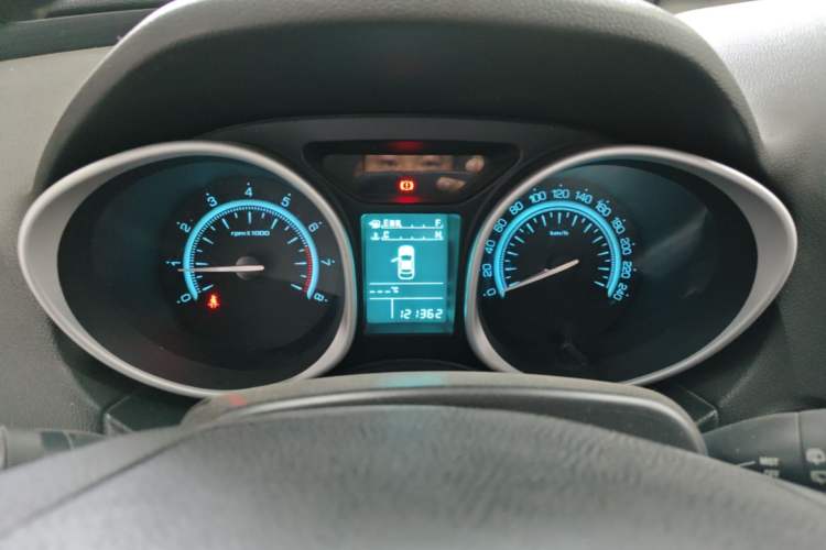 Used GAC Trumpchi GS5 2012 2.0L Manual Two-Wheel Drive Comfort Edition Instrument Cluster