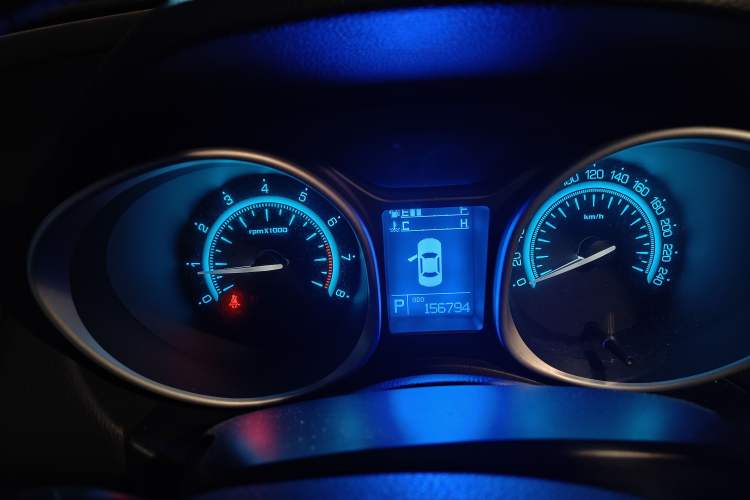 Used GAC Trumpchi GS5 2012 2.0L Automatic Two-Wheel Drive Elite Edition Instrument Cluster