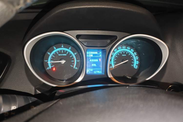 Used GAC Trumpchi GS5 2012 2.0L Automatic Two-Wheel Drive Anniversary Edition Instrument Cluster