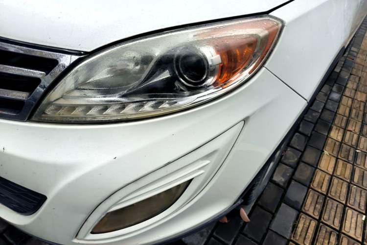 Used GAC Trumpchi GS5 2012 2.0L Manual Two-Wheel Drive Comfort Edition Left Front Headlight