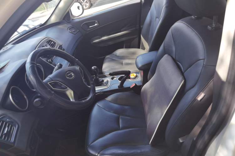 Used GAC Trumpchi GS5 2012 2.0L Manual Two-Wheel-Drive Anniversary Limited Edition Left Front Seat