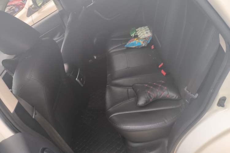 Used GAC Trumpchi GS5 2012 2.0L Automatic Two-Wheel Drive Anniversary Edition Left Rear Seat