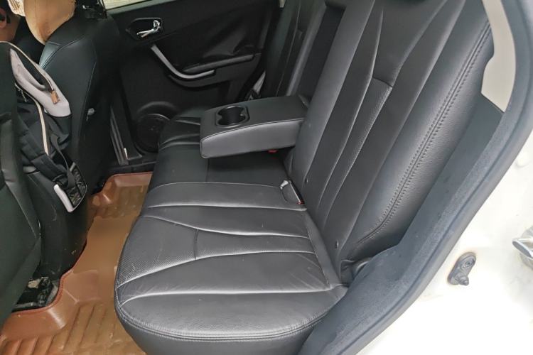 Used GAC Trumpchi GS5 2012 2.0L Automatic Two-Wheel Drive Anniversary Edition Left Rear Seat