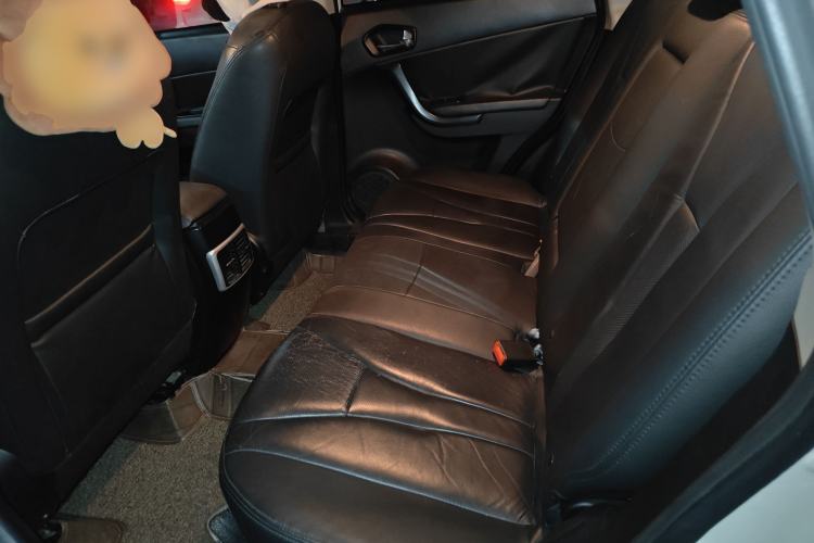 Used GAC Trumpchi GS5 2012 2.0L Automatic Two-Wheel Drive Elite Edition Left Rear Seat