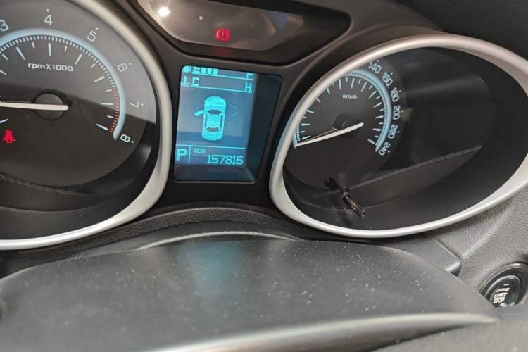 Used GAC Trumpchi GS5 2012 2.0L Automatic Two-Wheel Drive Anniversary Edition Odometer Close Up