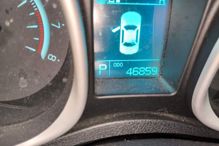 Used GAC Trumpchi GS5 2012 2.0L Automatic Two-Wheel Drive Anniversary Edition Odometer Close Up