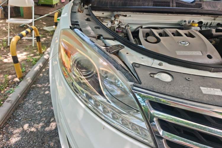 Used GAC Trumpchi GS5 2012 2.0L Manual Two-Wheel-Drive Anniversary Limited Edition Right Front Headlight