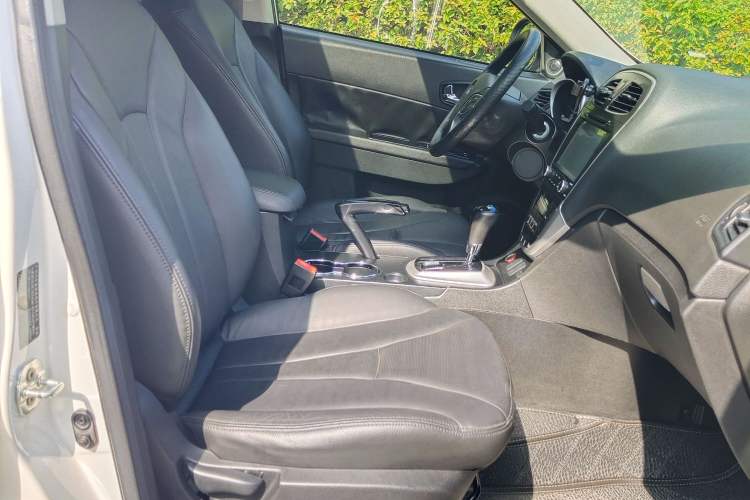Used GAC Trumpchi GS5 2012 2.0L Automatic Two-Wheel Drive Anniversary Edition Right Front Seat