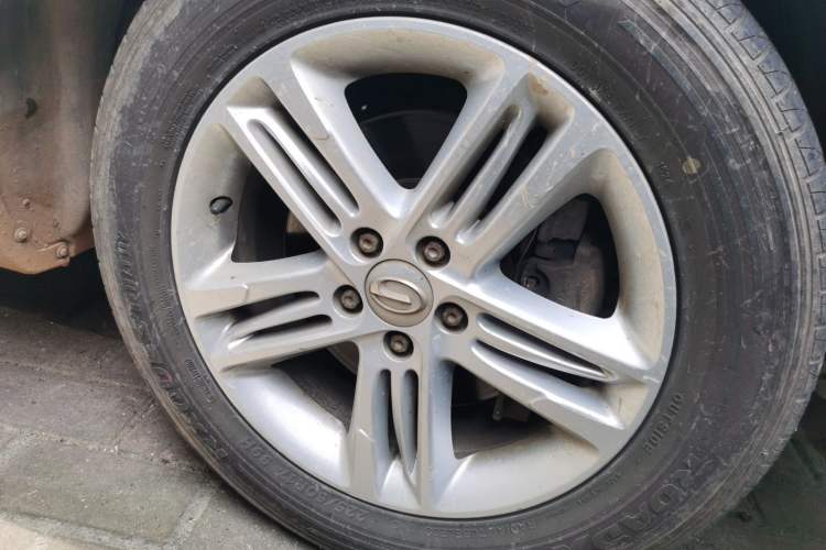 Used GAC Trumpchi GS5 2012 2.0L Manual Two-Wheel Drive Comfort Edition Right Front Wheel Hub