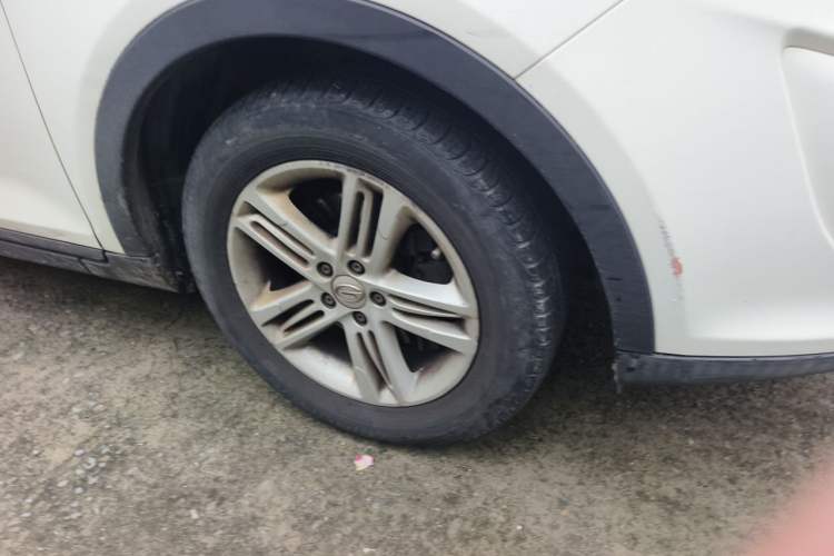Used GAC Trumpchi GS5 2012 2.0L Manual Two-Wheel Drive Comfort Edition Right Front Wheel Hub