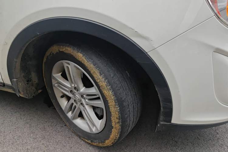 Used GAC Trumpchi GS5 2012 2.0L Automatic Two-Wheel Drive Anniversary Edition Right Front Wheel Hub