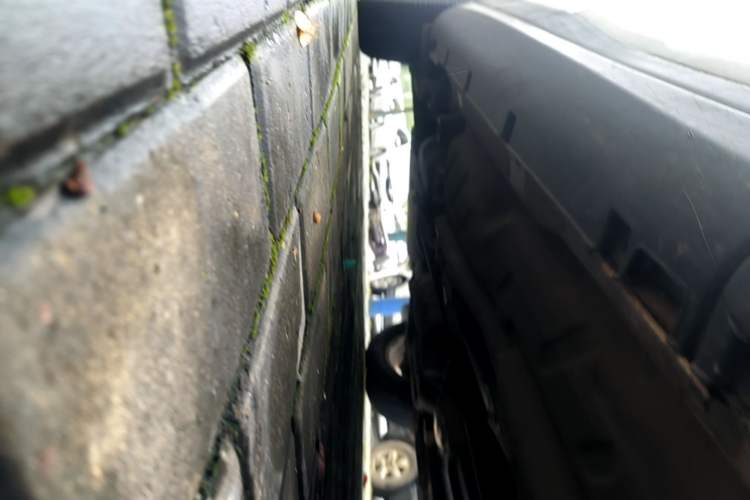 Used GAC Trumpchi GS5 2012 2.0L Manual Two-Wheel Drive Comfort Edition Right Side Sill