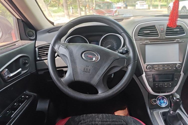 Used GAC Trumpchi GS5 2012 2.0L Manual Two-Wheel Drive Comfort Edition Steering Wheel