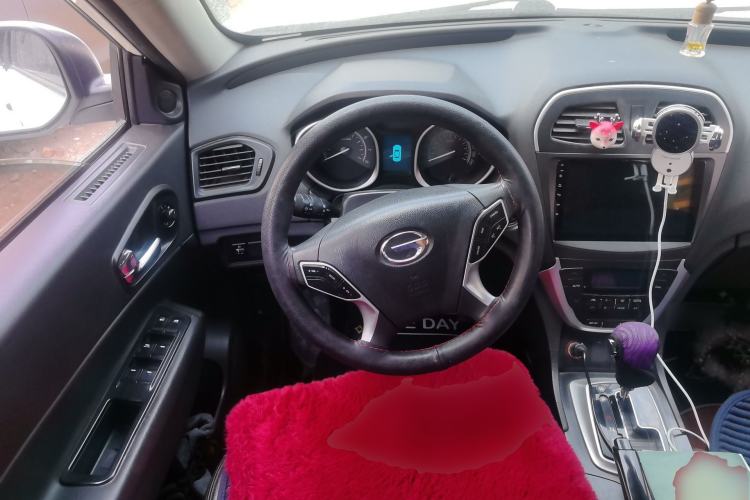 Used GAC Trumpchi GS5 2012 2.0L Automatic Two-Wheel Drive Anniversary Edition Steering Wheel