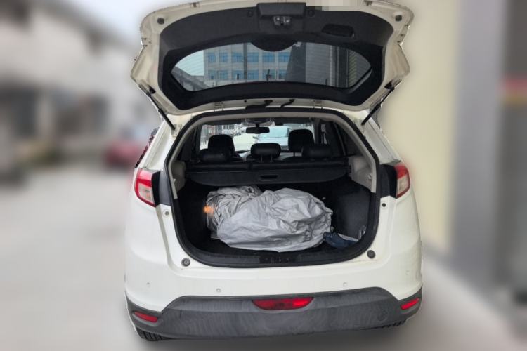 Used GAC Trumpchi GS5 2012 2.0L Manual Two-Wheel Drive Comfort Edition Trunk