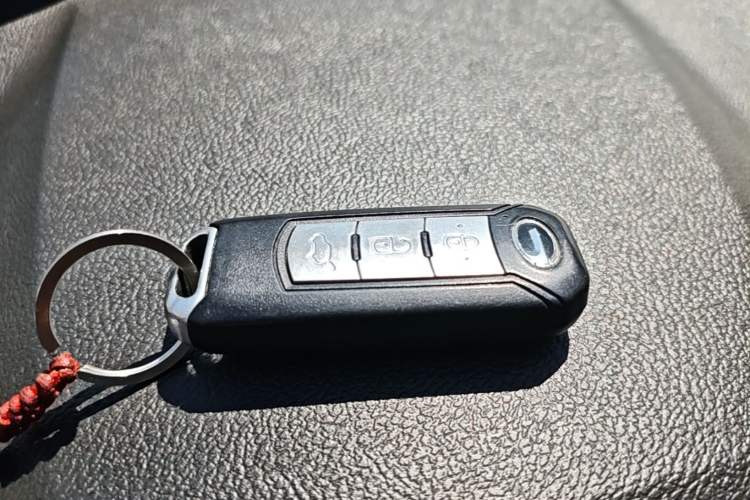 Used GAC Trumpchi GS5 2012 2.0L Automatic Two-Wheel Drive Anniversary Edition Vehicle Key