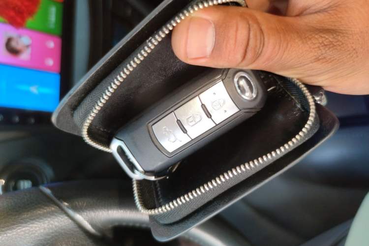 Used GAC Trumpchi GS5 2012 2.0L Automatic Two-Wheel Drive Anniversary Edition Vehicle Key