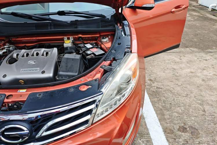 Used GAC Trumpchi GS5 2012 2.0L Manual Two-Wheel Drive Comfort Edition Engine Bay Left