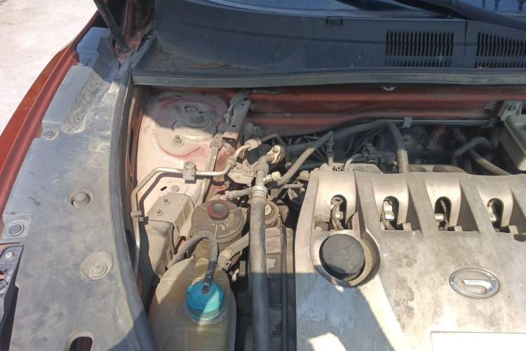 Used GAC Trumpchi GS5 2012 2.0L Automatic Two-Wheel Drive Anniversary Edition Engine Bay Right