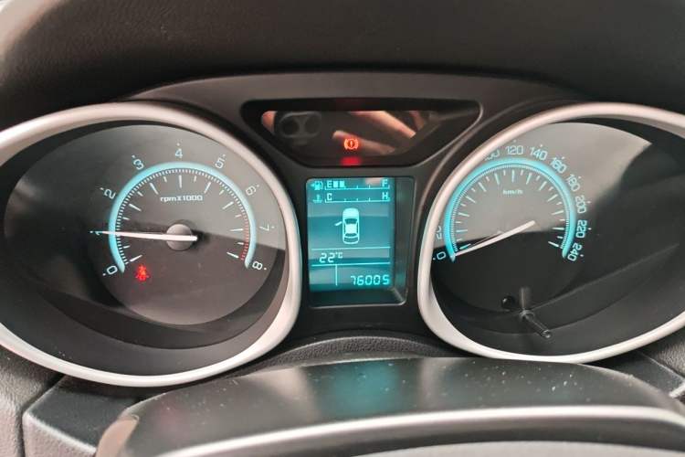 Used GAC Trumpchi GS5 2012 2.0L Manual Two-Wheel Drive Comfort Edition Instrument Cluster