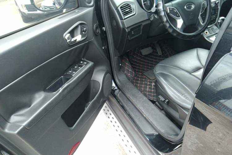 Used GAC Trumpchi GS5 2013 2.0L Automatic Two-Wheel Drive Light Interior Special Edition Driver Seat